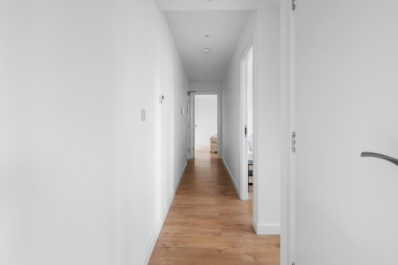 Livestay-Modern Apartments Building In Aylesbury Ейлсбъри Екстериор снимка