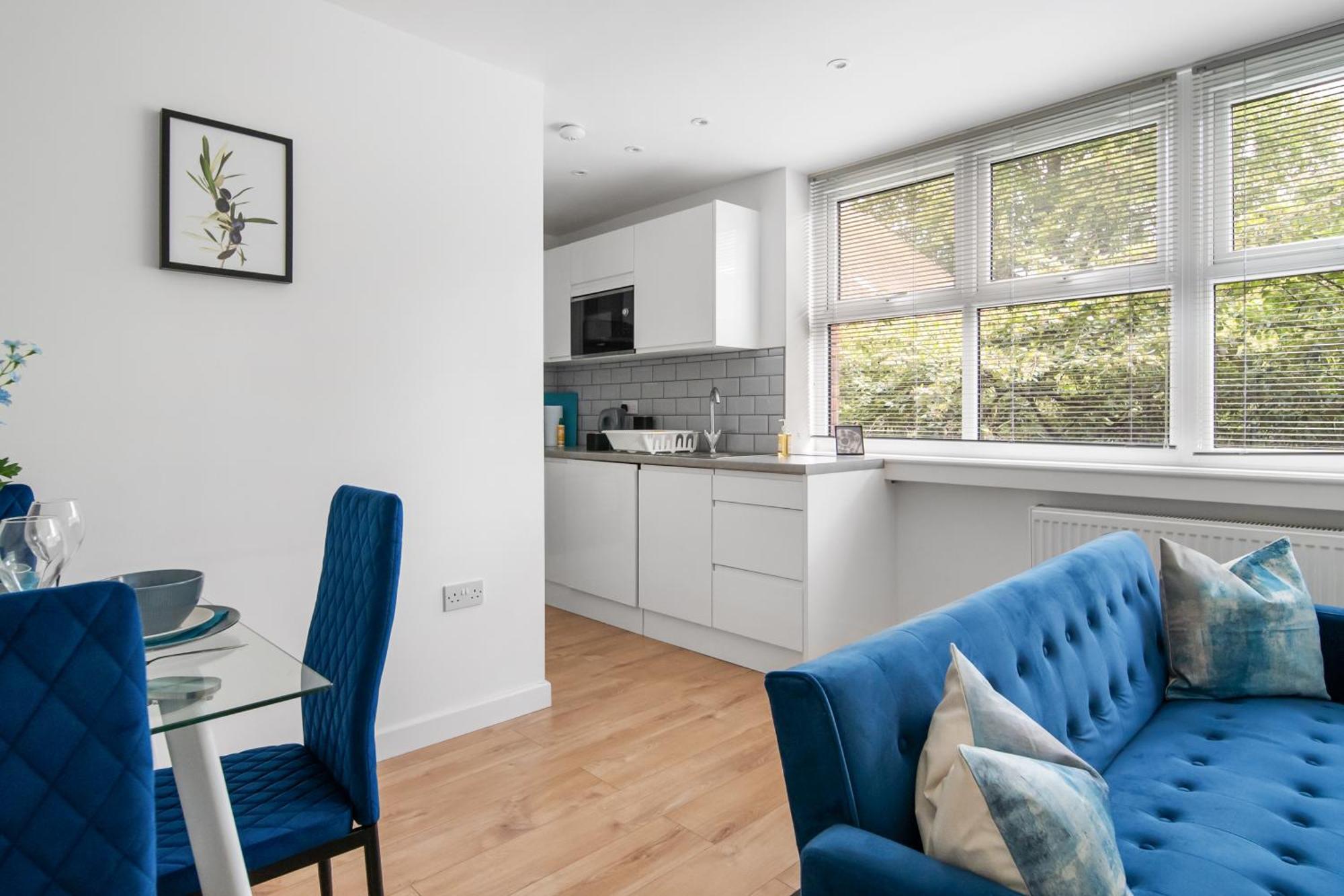 Livestay-Modern Apartments Building In Aylesbury Ейлсбъри Екстериор снимка