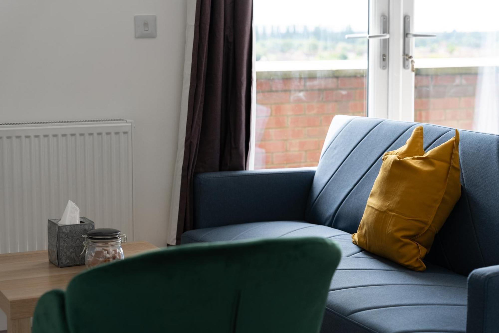 Livestay-Modern Apartments Building In Aylesbury Ейлсбъри Екстериор снимка
